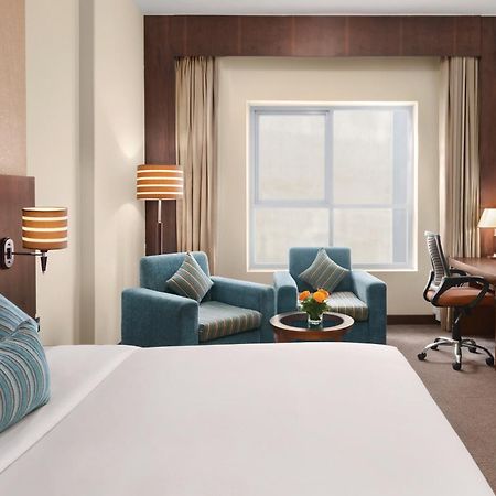 Ramada By Wyndham Dubai Deira Hotel Екстериор снимка