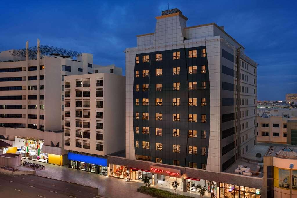 Ramada By Wyndham Dubai Deira Hotel Екстериор снимка